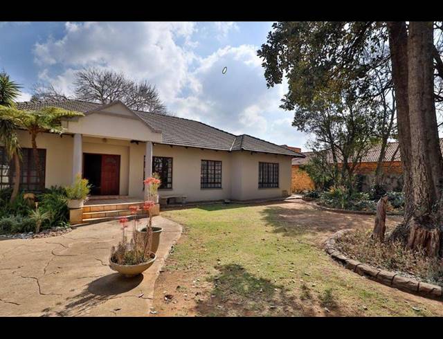 4 BEDROOM HOUSE FOR SALE IN NEW REDRUTH